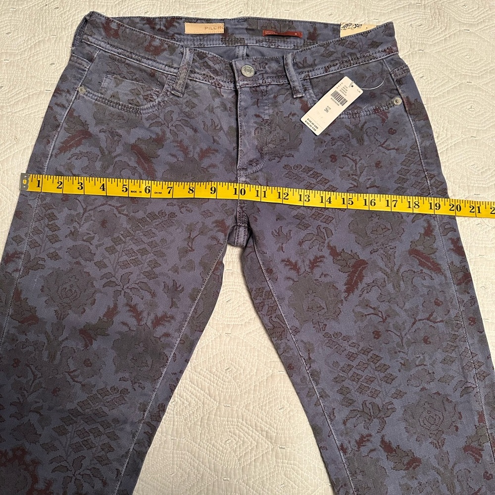 Anthropologie Pilcro The Slim Boyfriend Jeans Size 26 - NWT - Picture 9 of 16